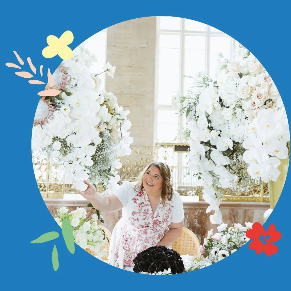 Luxurious White Centerpiece